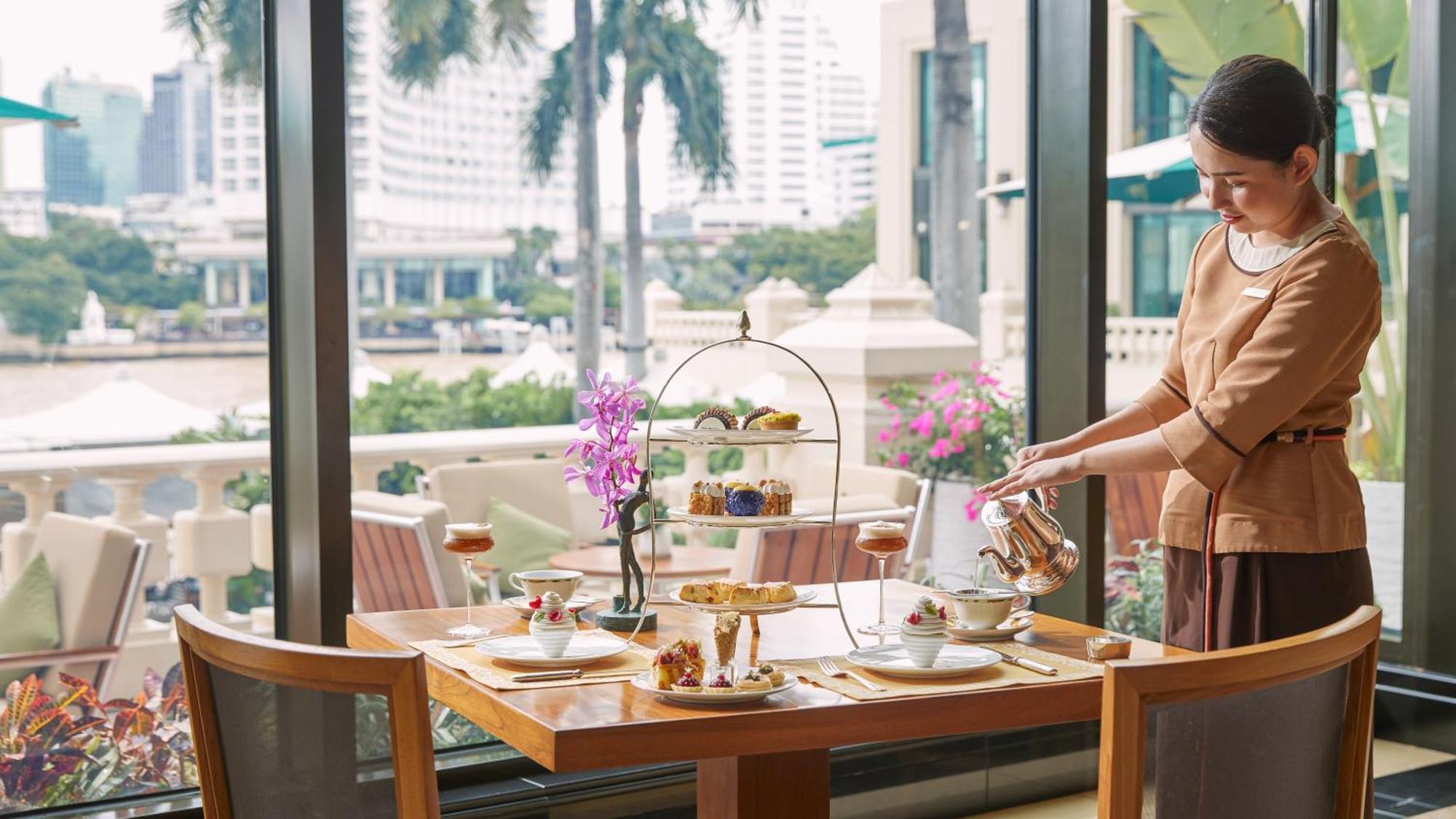 The Peninsula Bangkok Hotel Exterior photo